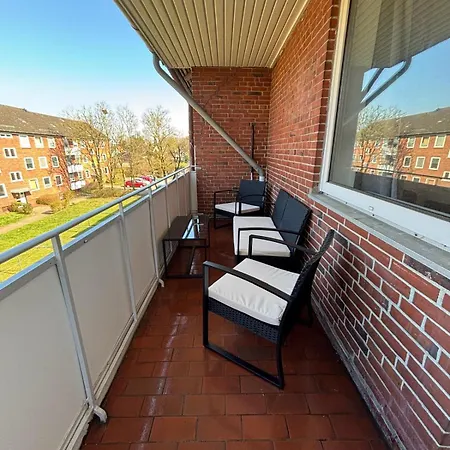 3-Zimmer Monteurwohnung Mit Balkon Neumuenster Exterior photo