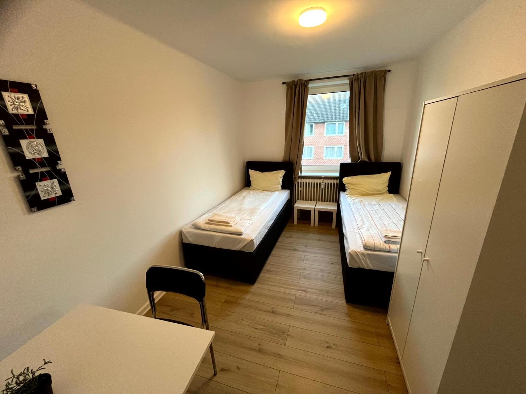 Apartment 3-zimmer Monteurwohnung Mit Balkon
